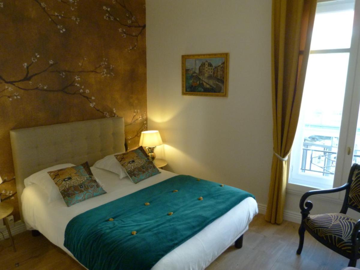 Hotel Le Bretagne Ванн Екстер'єр фото
