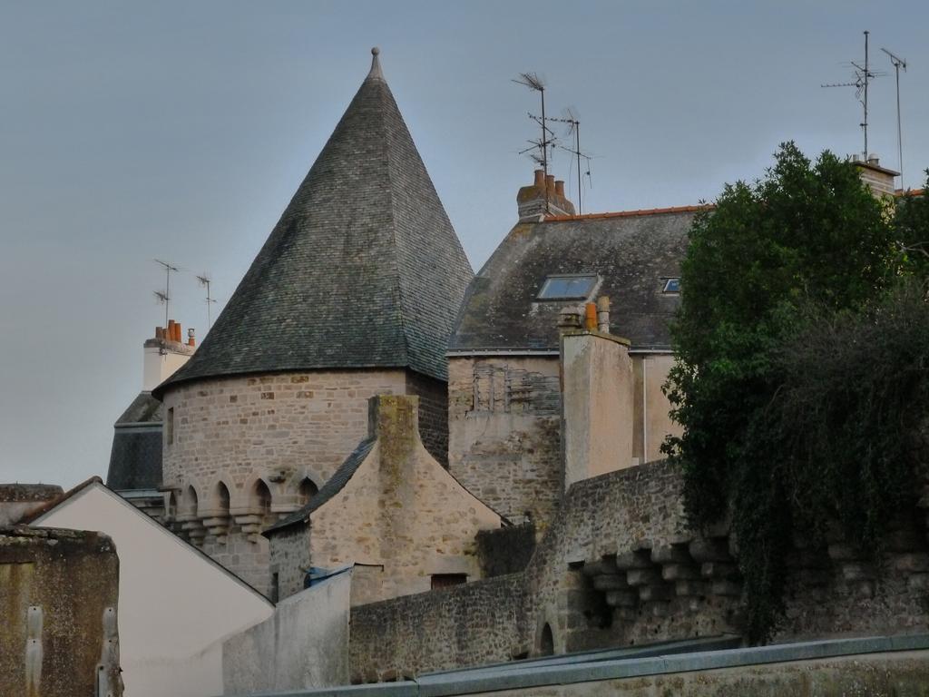 Hotel Le Bretagne Ванн Екстер'єр фото